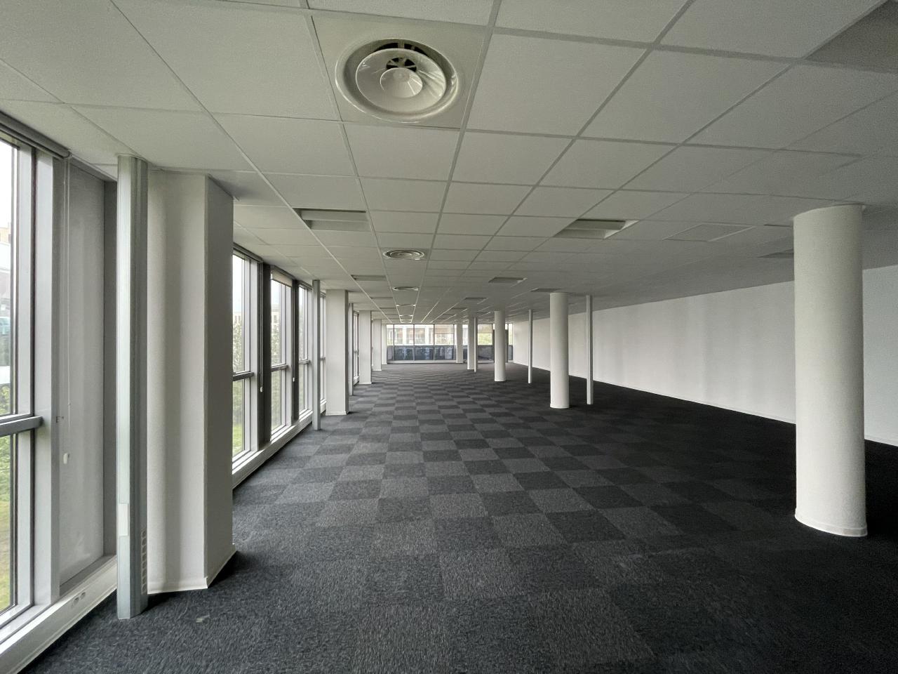 Bureau Saint-Herblain 926m² Location bureau Saint-Herblain Loire-Atlantique OLBUR2112429 9